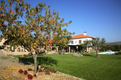 Casa Do Meio Do Povo - Turismo De Habitacao Chaves Luaran gambar